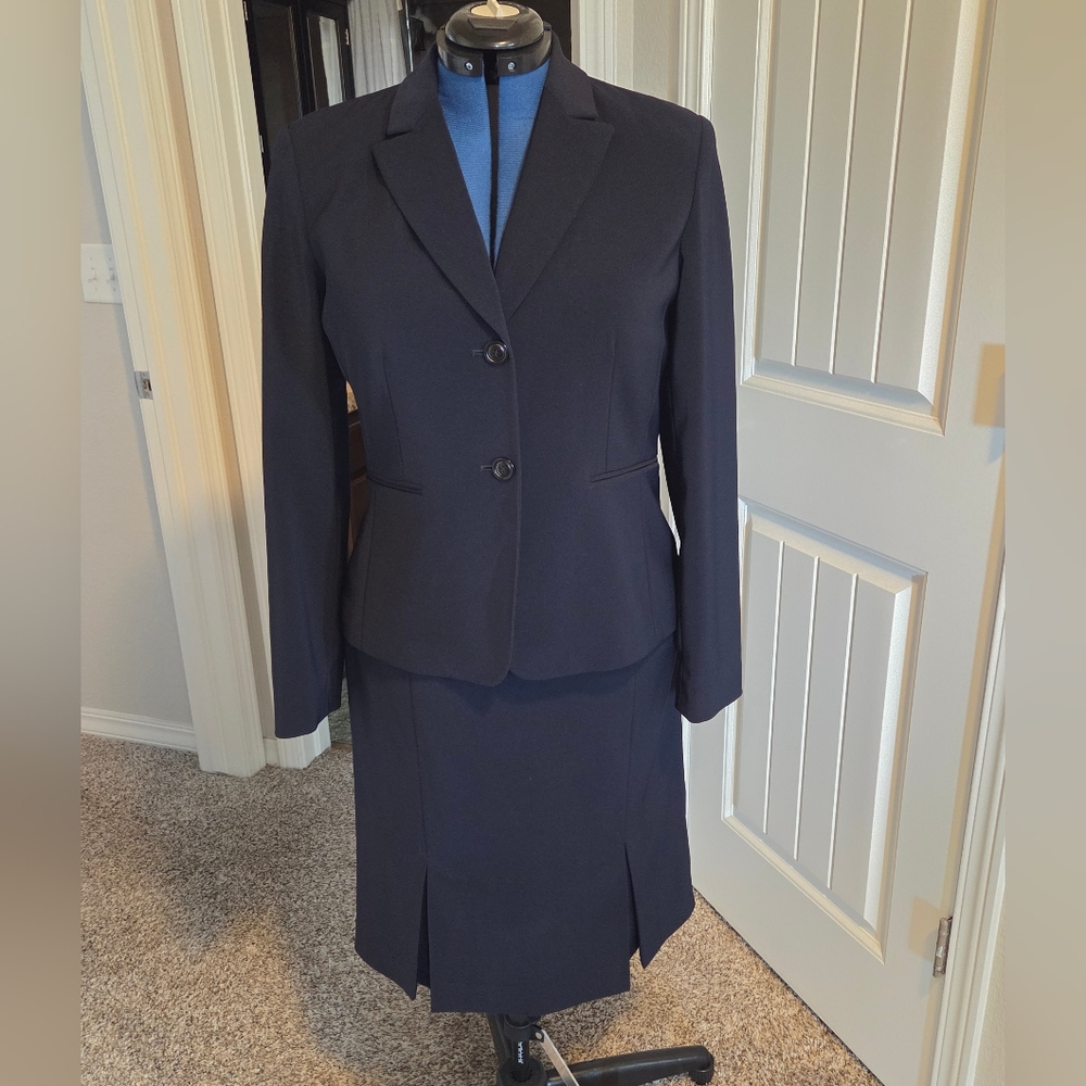 Travis Ayers Navy Women's Skirt Suit - Classic Professional Style